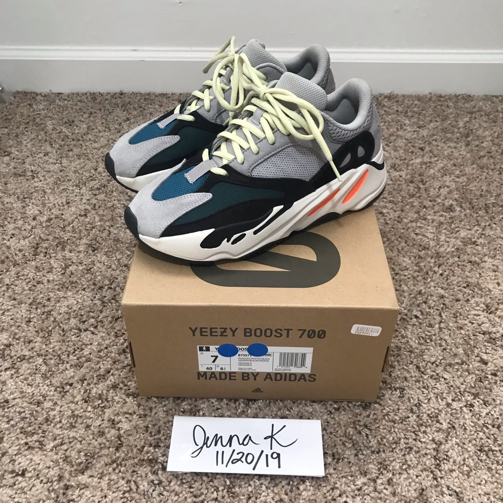 adidas Yeezy 700 Wave Runner
